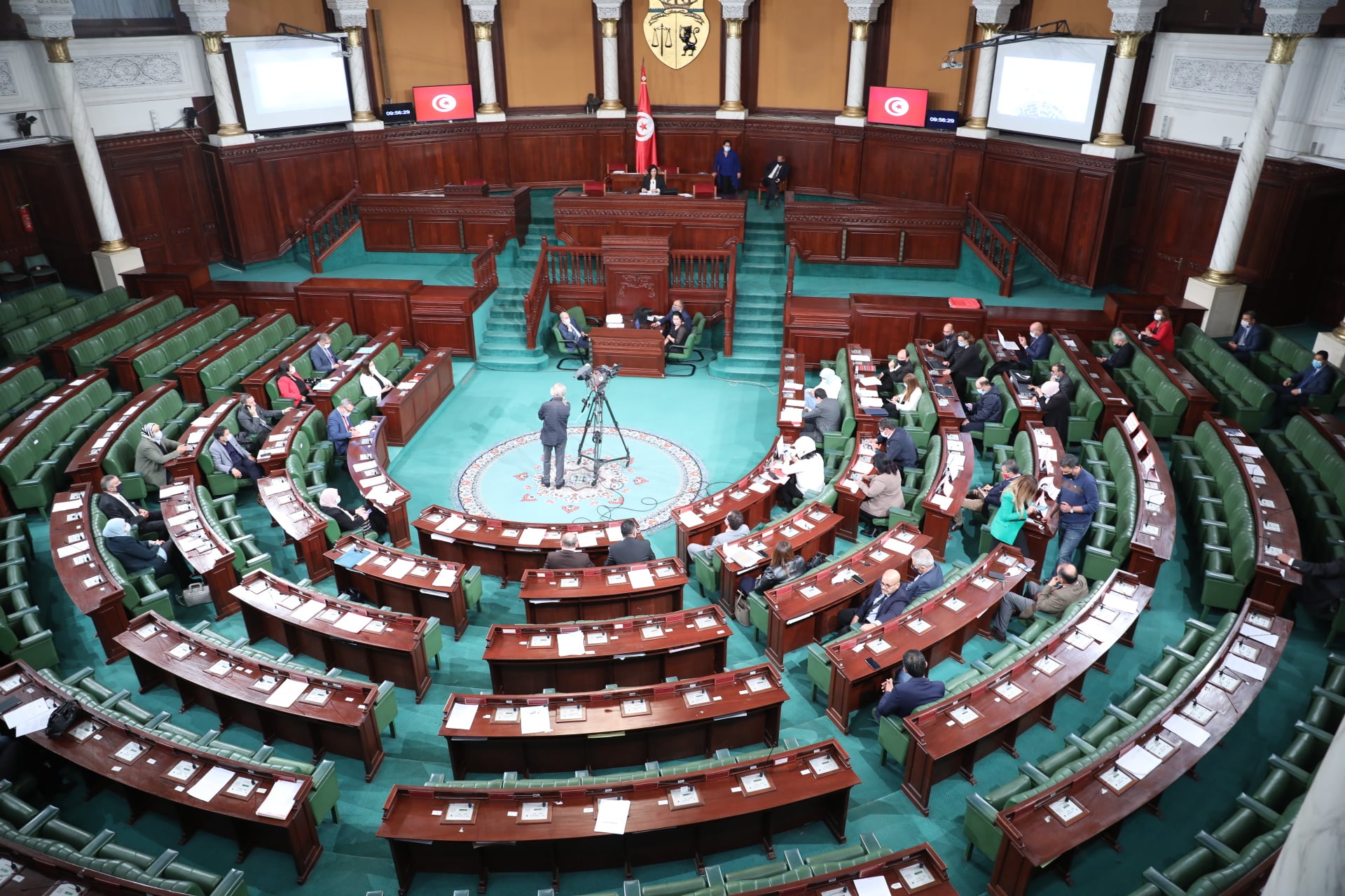مجلس نواب الشعب والسيادة الوطنية
