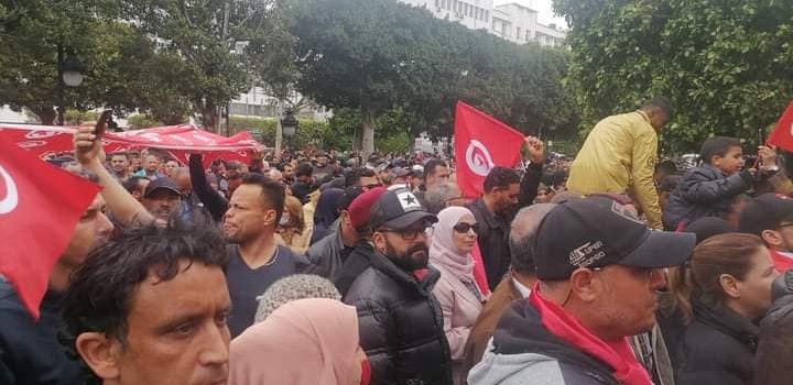 حركة النضال الوطني تشارك في الوقفة المساندة لمسار 25 جويلية والمطالبة بالمحاسبة