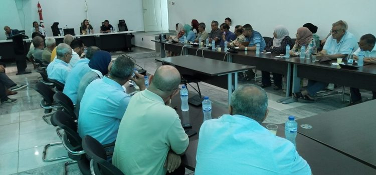 مراجعة مرسومَي تنظيم الأحزاب والجمعيات في إطار السيادة الوطنية