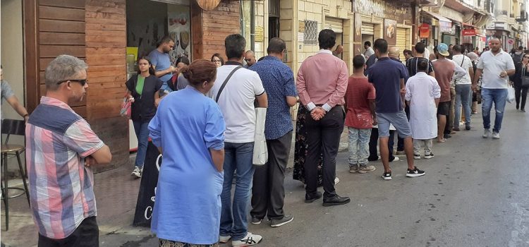 حتى يكون الخبز فعلاً خطا أحمر لكلّ التونسيين.. حتى يكون الخبز فعلاً خطا أحمر لكلّ التونسيين..